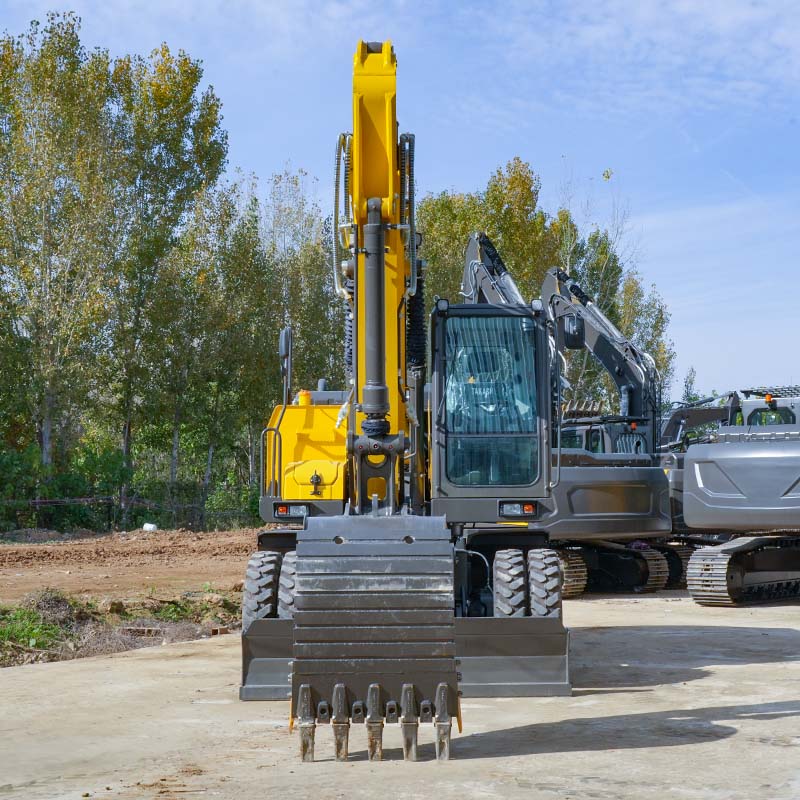 Wheeled Excavator Manufacturers
